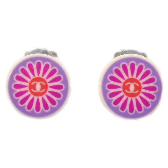 Chanel Button Earrings Clip-On White - Picture 1 of 4